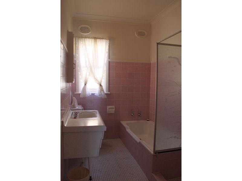 114 Robsons Road, West Wollongong NSW 2500