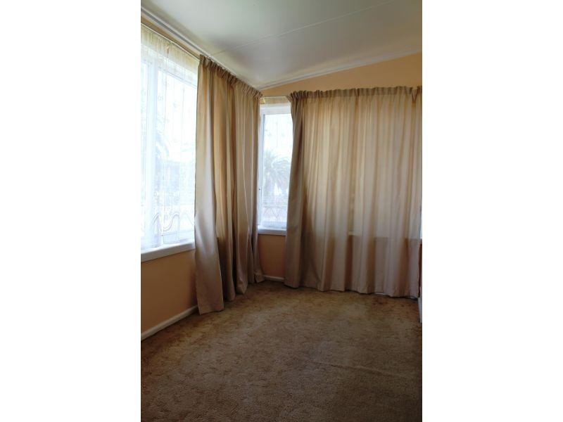 19 Rawlinson Avenue, Wollongong NSW 2500