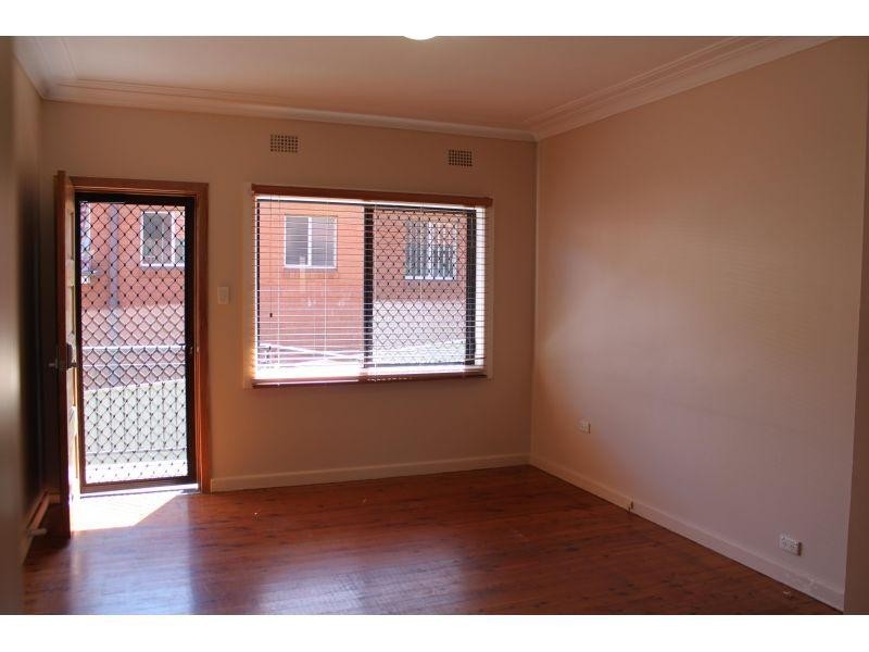 2/8 Armstrong Street, Keiraville NSW 2500