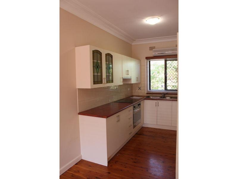 2/8 Armstrong Street, Keiraville NSW 2500