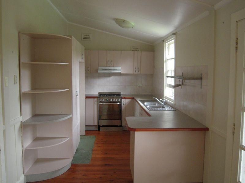 4 David Street, West Wollongong NSW 2500