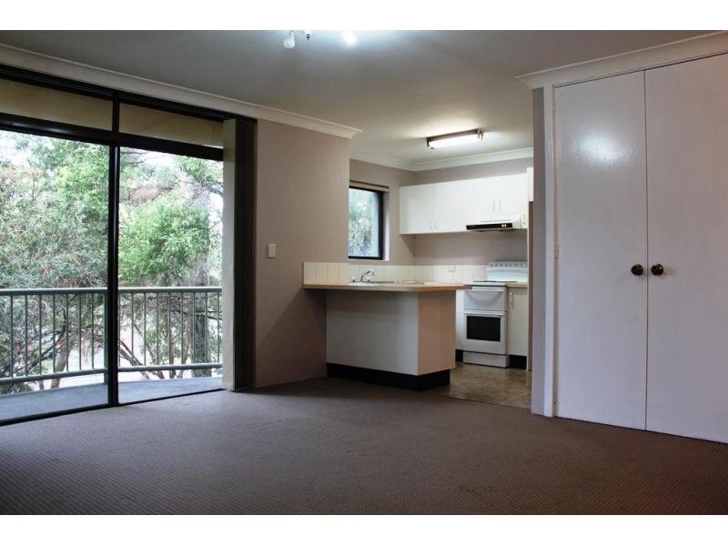 12/2 Hindmarsh Avenue, North Wollongong NSW 2500