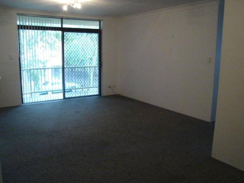 18/6 Hindmarsh Avenue, North Wollongong NSW 2500