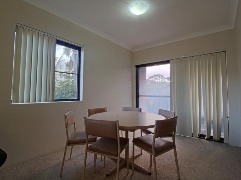 2/12 Bode Avenue, North Wollongong NSW 2500