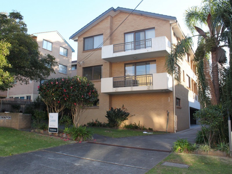 2/1 Pleasant Avenue, North Wollongong NSW 2500