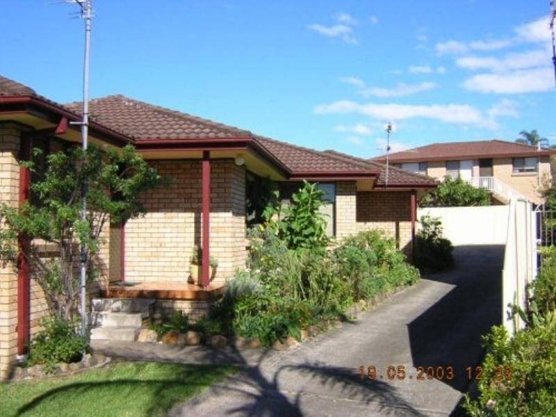 2/39 Alandale Avenue, Figtree NSW 2525