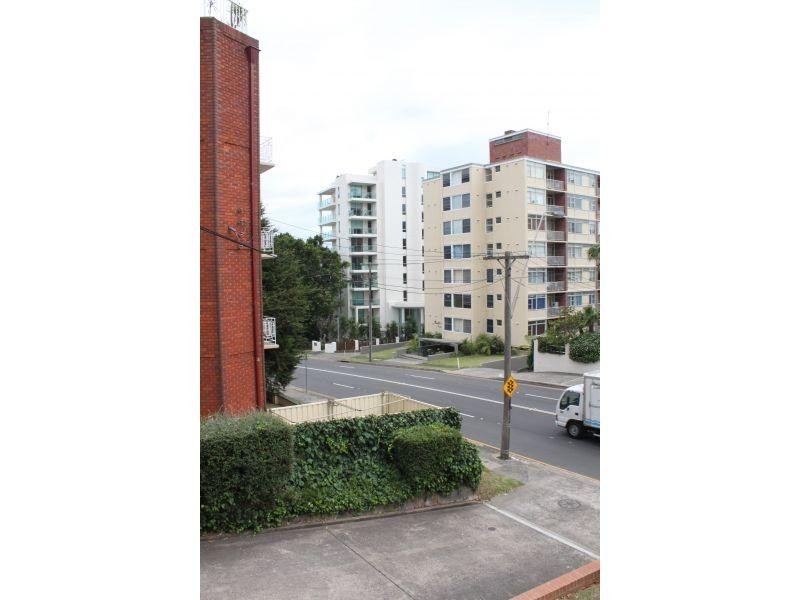 2/6 Corrimal Street, Wollongong NSW 2500