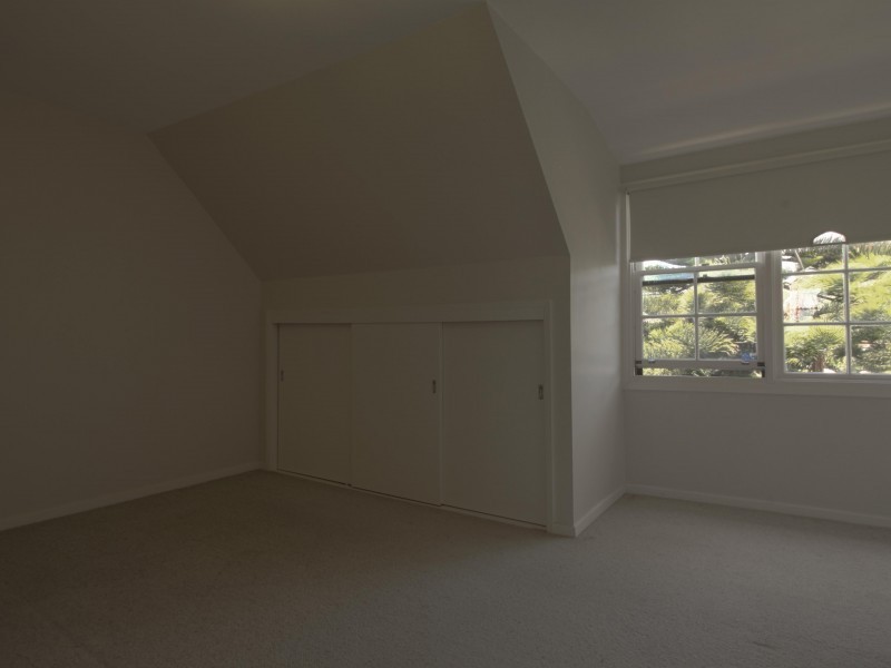 2/7 Louis Street, Corrimal NSW 2518