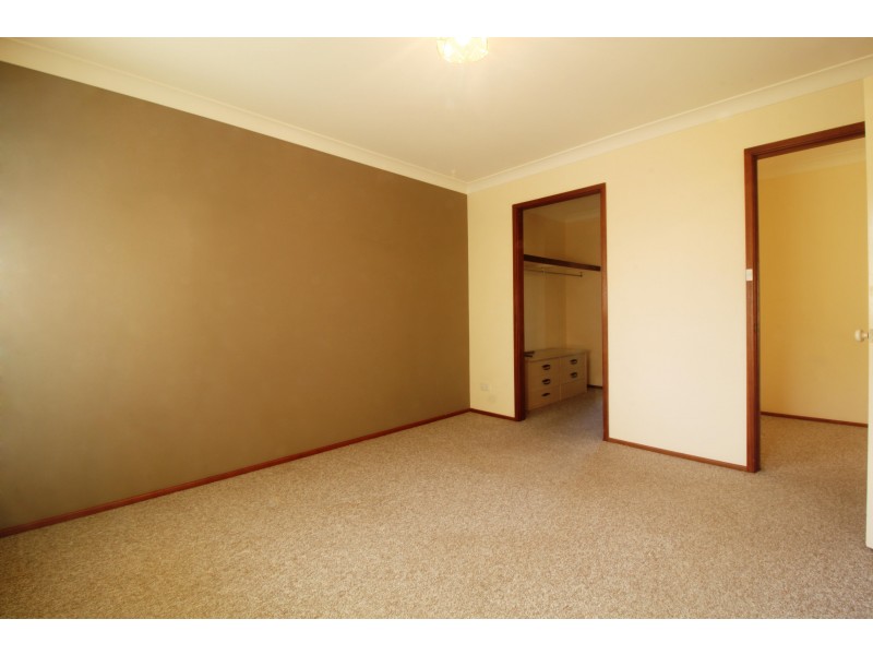 2/8 Platypus Close, Figtree NSW 2525