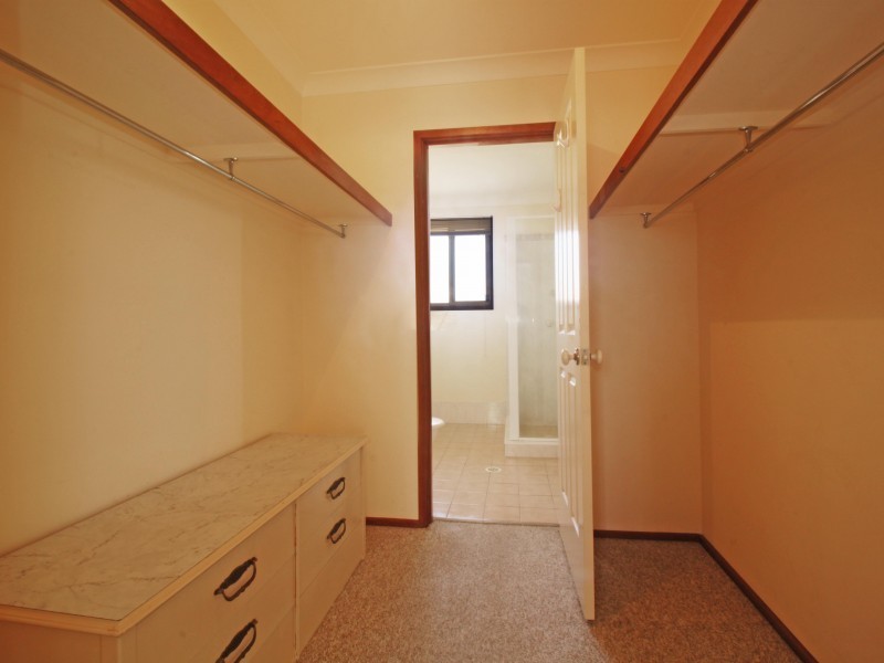 2/8 Platypus Close, Figtree NSW 2525