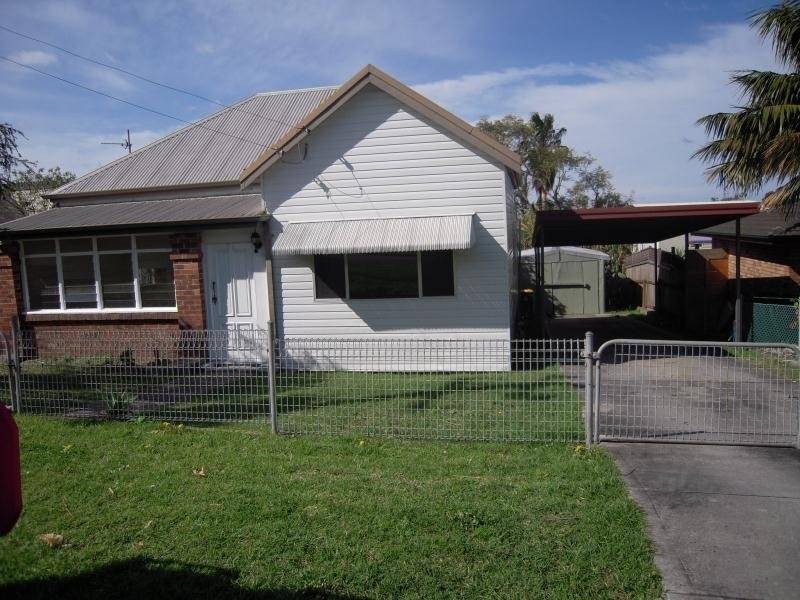 21 Kembla Street, Balgownie NSW 2519