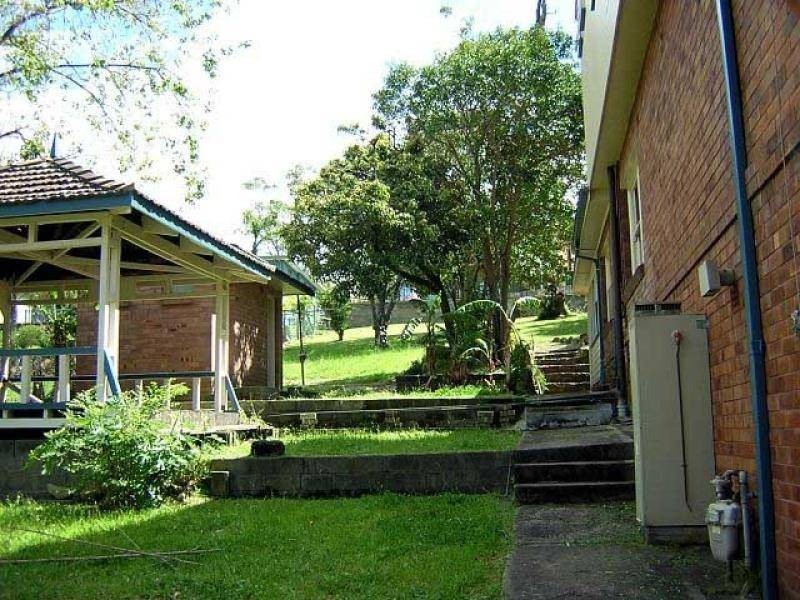 2 Holmden Avenue, Mangerton NSW 2500