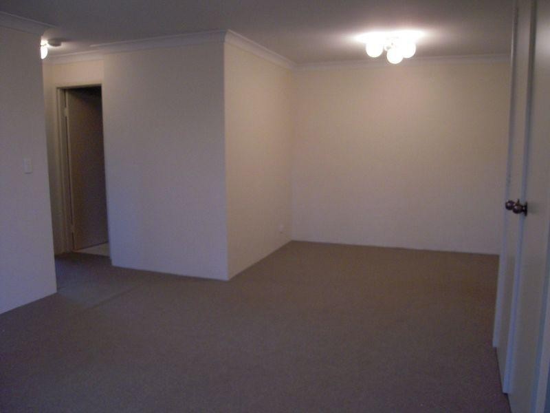 32/2-4 Hindmarsh Avenue, North Wollongong NSW 2500