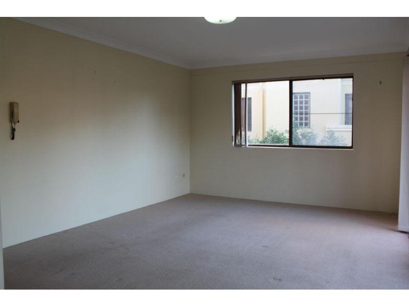 1/1 Pleasant Avenue, North Wollongong NSW 2500