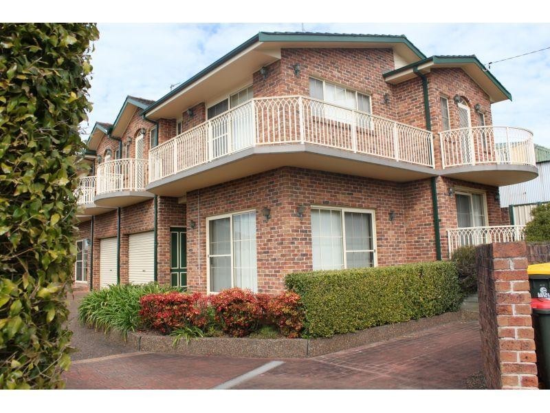 1/35 Balmoral Street, Balgownie NSW 2519