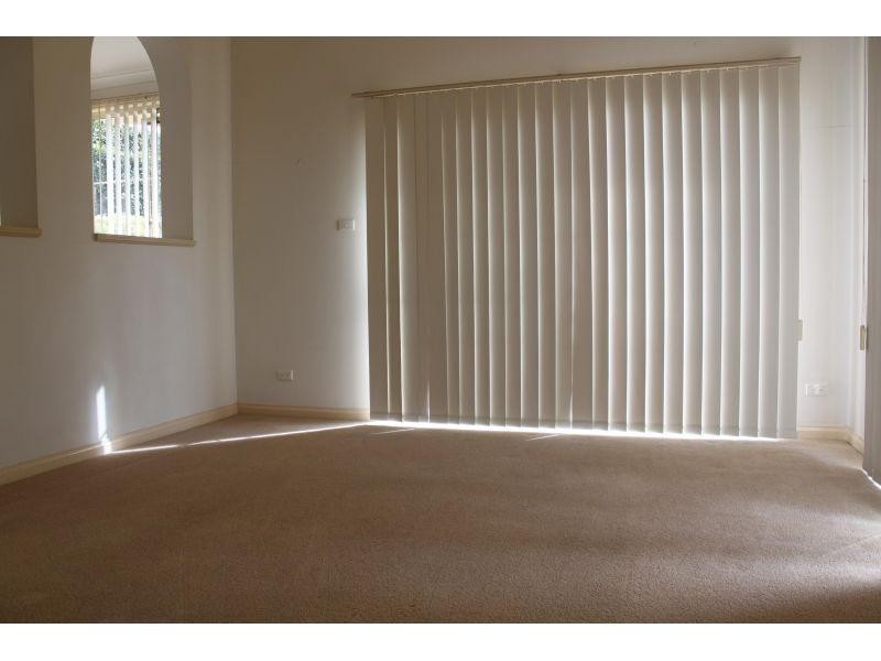 1/35 Balmoral Street, Balgownie NSW 2519