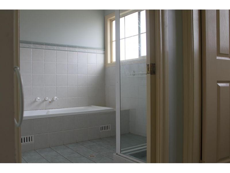 1/35 Balmoral Street, Balgownie NSW 2519