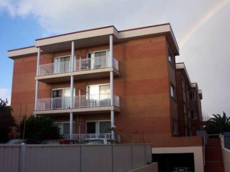 9/3 Thomas Street, Wollongong NSW 2500