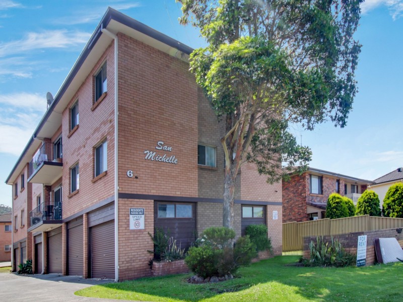 12/6 Mackie Street, Coniston NSW 2500