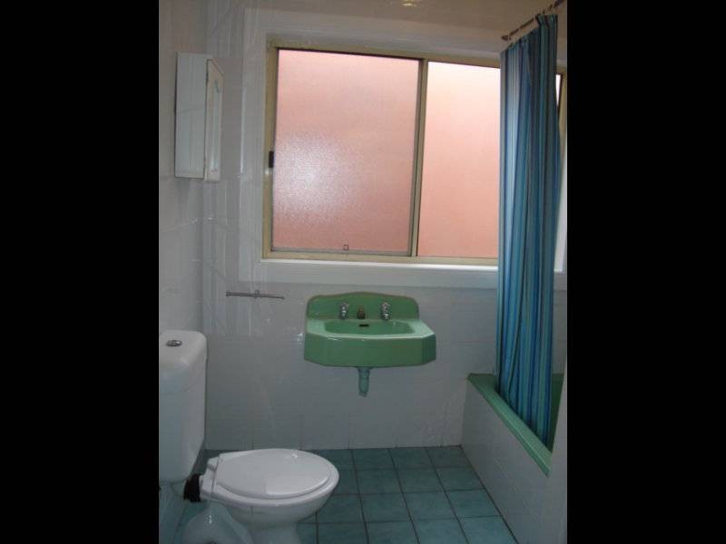 12 Harold Street, Coniston NSW 2500