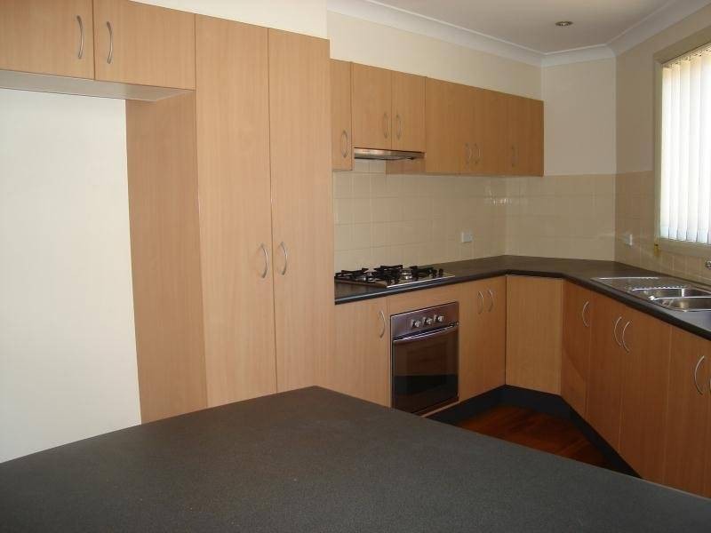 1/17 Railway Crescent, North Wollongong NSW 2500