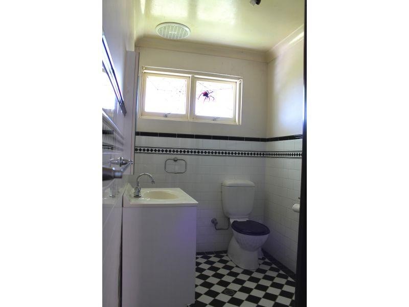 1/13 Hillview Avenue, Gwynneville NSW 2500