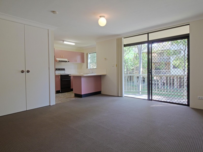 4/6-12 Hindmarsh Avenue, North Wollongong NSW 2500