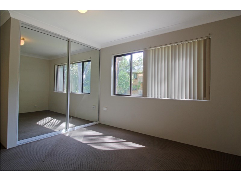 4/6-12 Hindmarsh Avenue, North Wollongong NSW 2500
