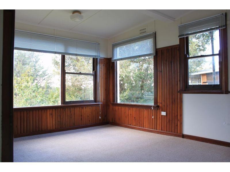 60 Mount Keira Road, West Wollongong NSW 2500