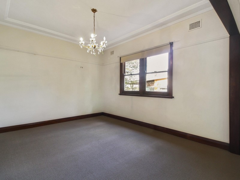 60 Mount Keira Road, West Wollongong NSW 2500