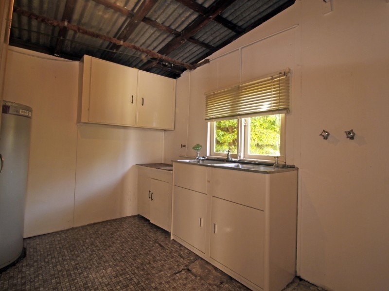 35 Third Avenue, Port Kembla NSW 2505