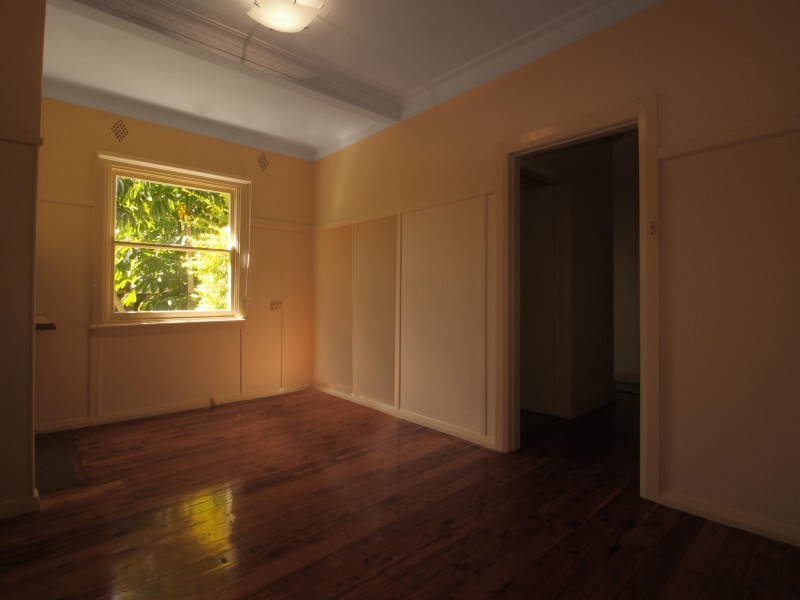 35 Third Avenue, Port Kembla NSW 2505