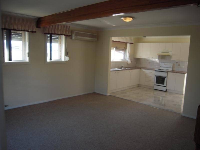 1/10 Wallarroo Drive, Blackbutt NSW 2529