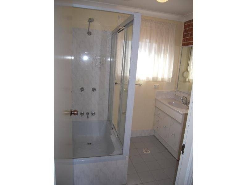 1/10 Wallarroo Drive, Blackbutt NSW 2529