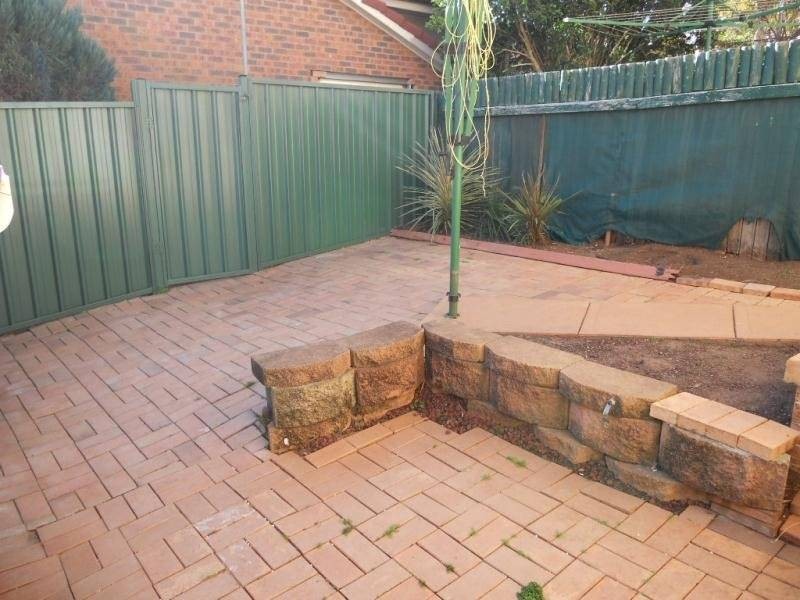 1/10 Wallarroo Drive, Blackbutt NSW 2529