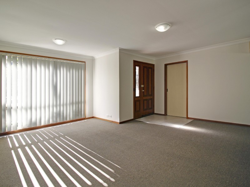 45 Booreea Boulevard, Cordeaux Heights NSW 2526