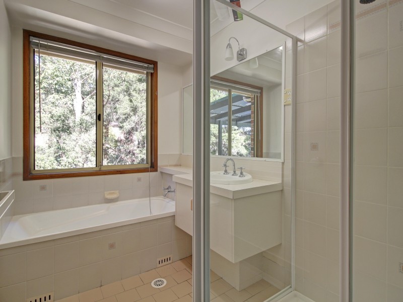 45 Booreea Boulevard, Cordeaux Heights NSW 2526