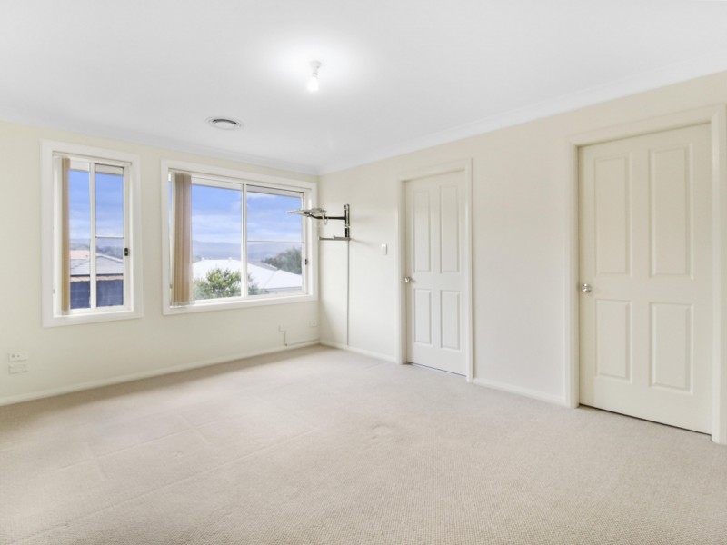 2/3 Chaffey Place, Albion Park NSW 2527