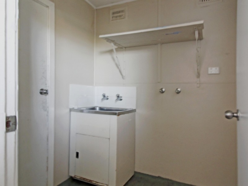 48 Lindsay Street, Unanderra NSW 2526