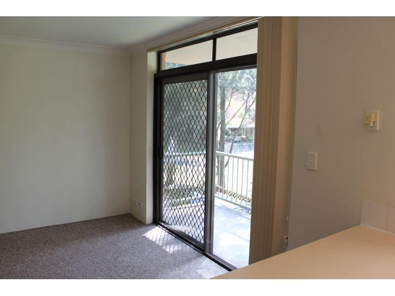 3/6-12 Hindmarsh Avenue, North Wollongong NSW 2500