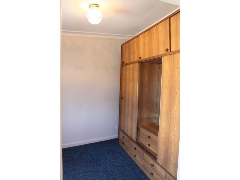 8 Third Ave North, Warrawong NSW 2502