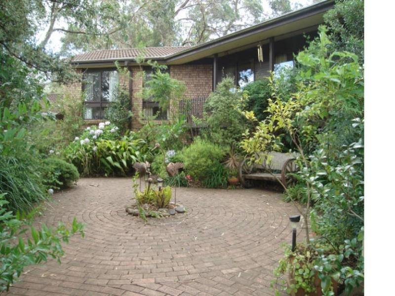 10 Baker Crescent, Figtree NSW 2525