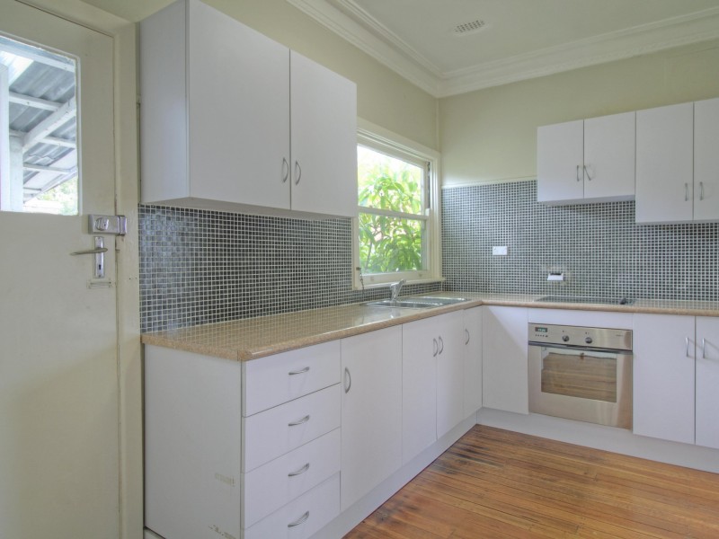 34 Aldridge Avenue, East Corrimal NSW 2518