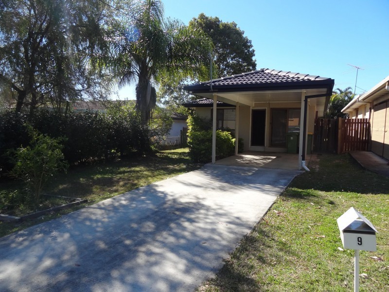 9 Michael Street, Redland Bay QLD 4165