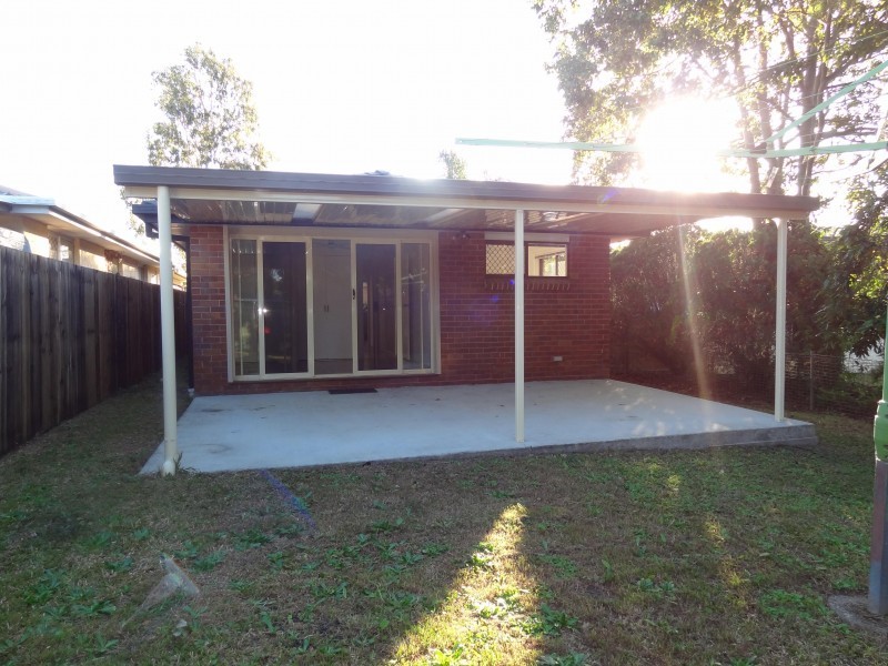 9 Michael Street, Redland Bay QLD 4165