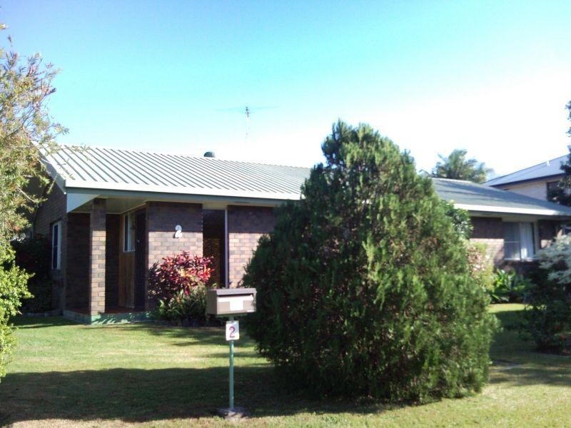 2 Tina Street, Redland Bay QLD 4165