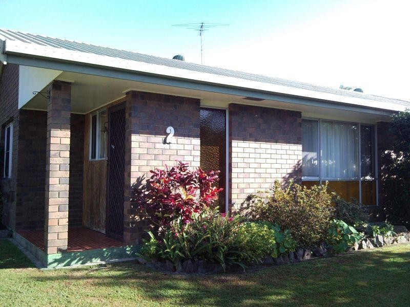 2 Tina Street, Redland Bay QLD 4165