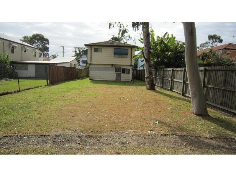 122 Mooroondu Road, Thorneside QLD 4158