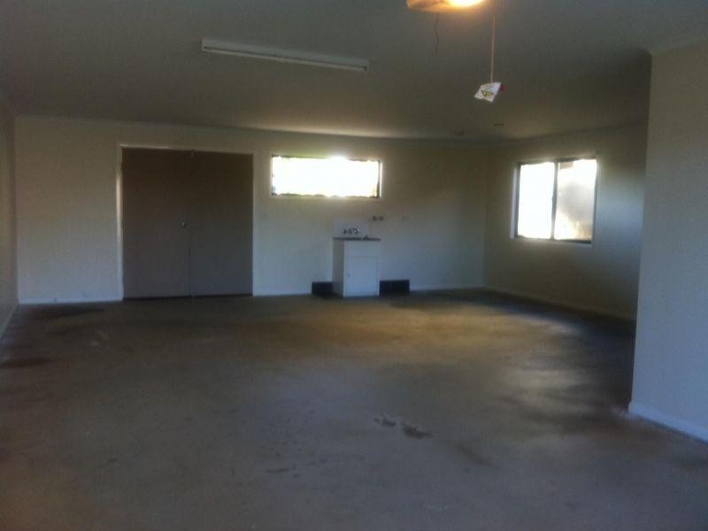 3  Emerald Cres, Springfield Lakes QLD 4300
