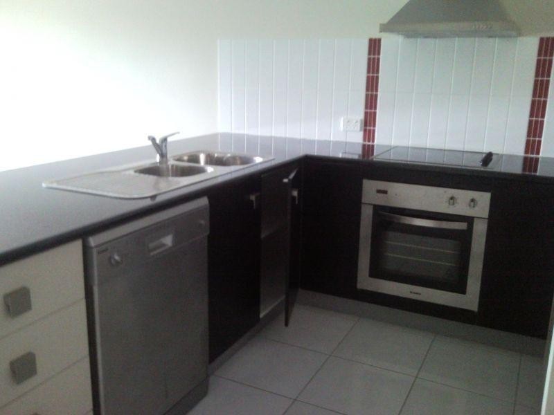 16/8 Bailey Road, Birkdale QLD 4159